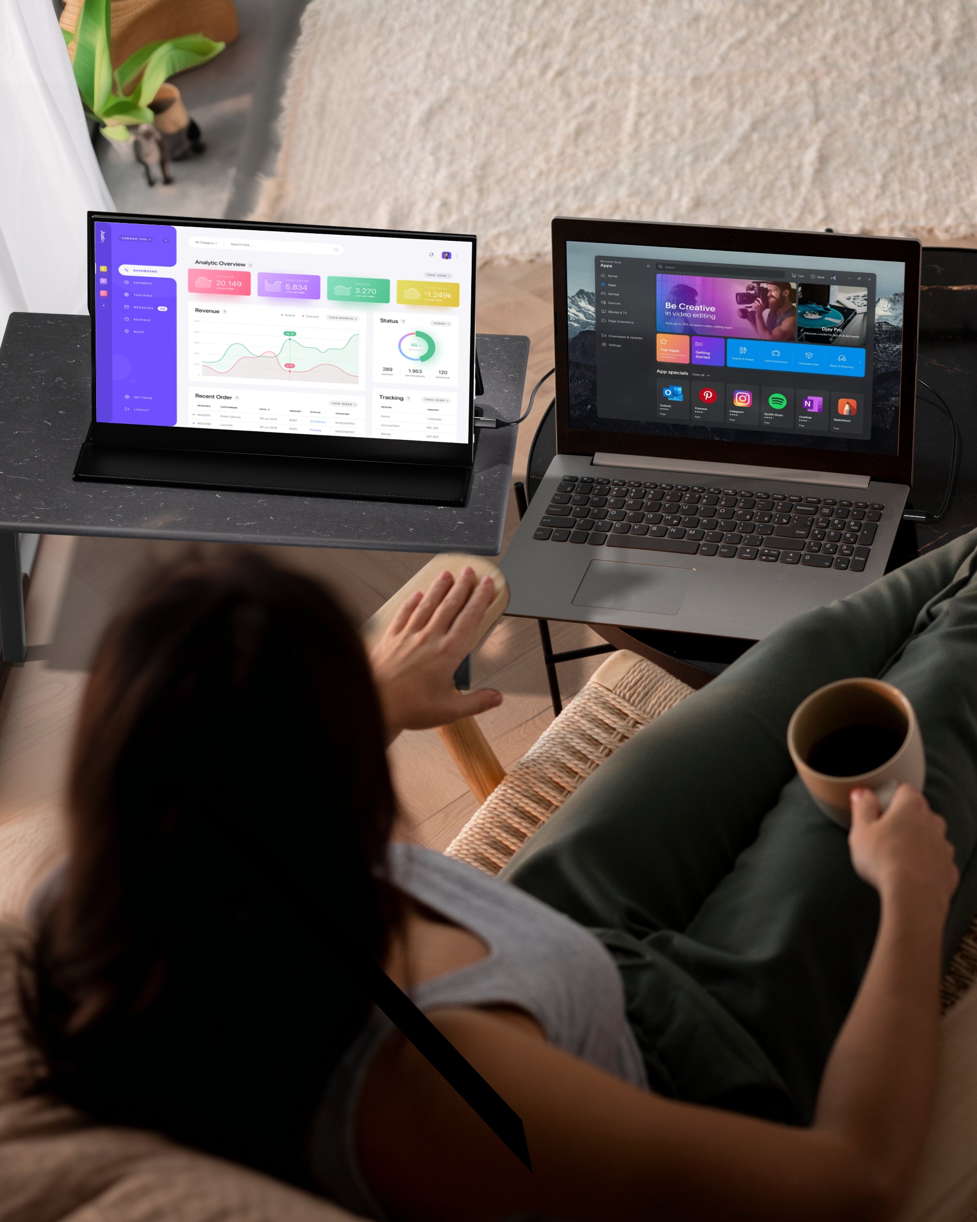Portable Monitor for Efficient Work